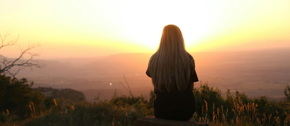 Who says “The Past doesn’t matter?” who says the past doesn't matter when we can cherish our past moments